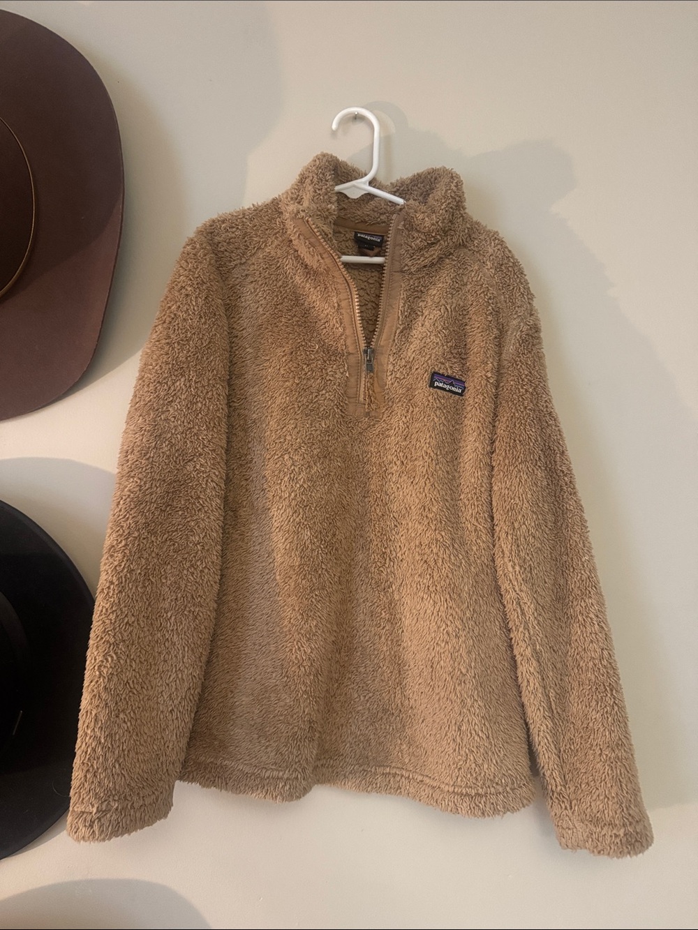 Patagonia Tan Los Gatos Sherpa Quarter-Zip Pullover